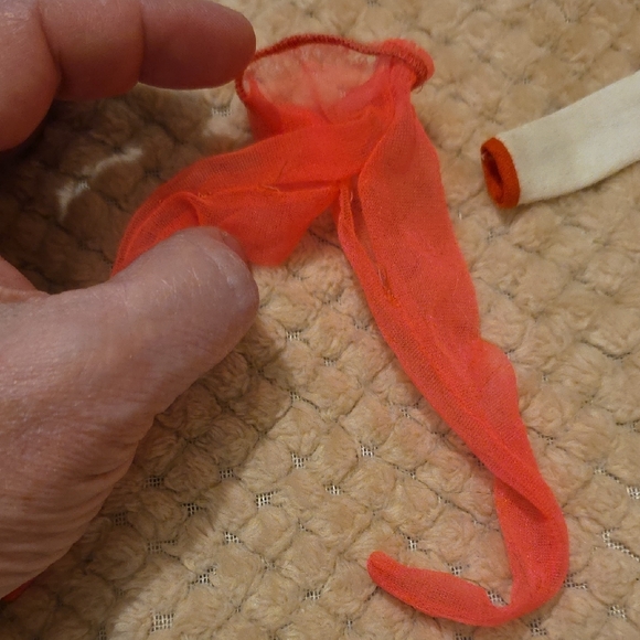 Vintage Barbie 1960s Clothes - Picture 3 of 7